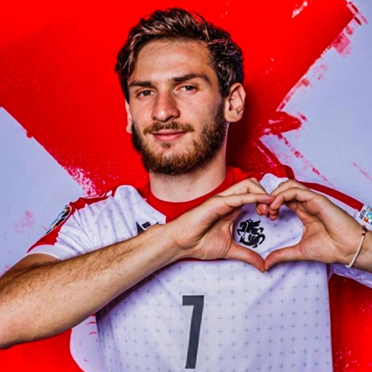 克瓦拉茨赫利亚：只要有一丝晋级世界杯的机会，我们就会拼尽全力