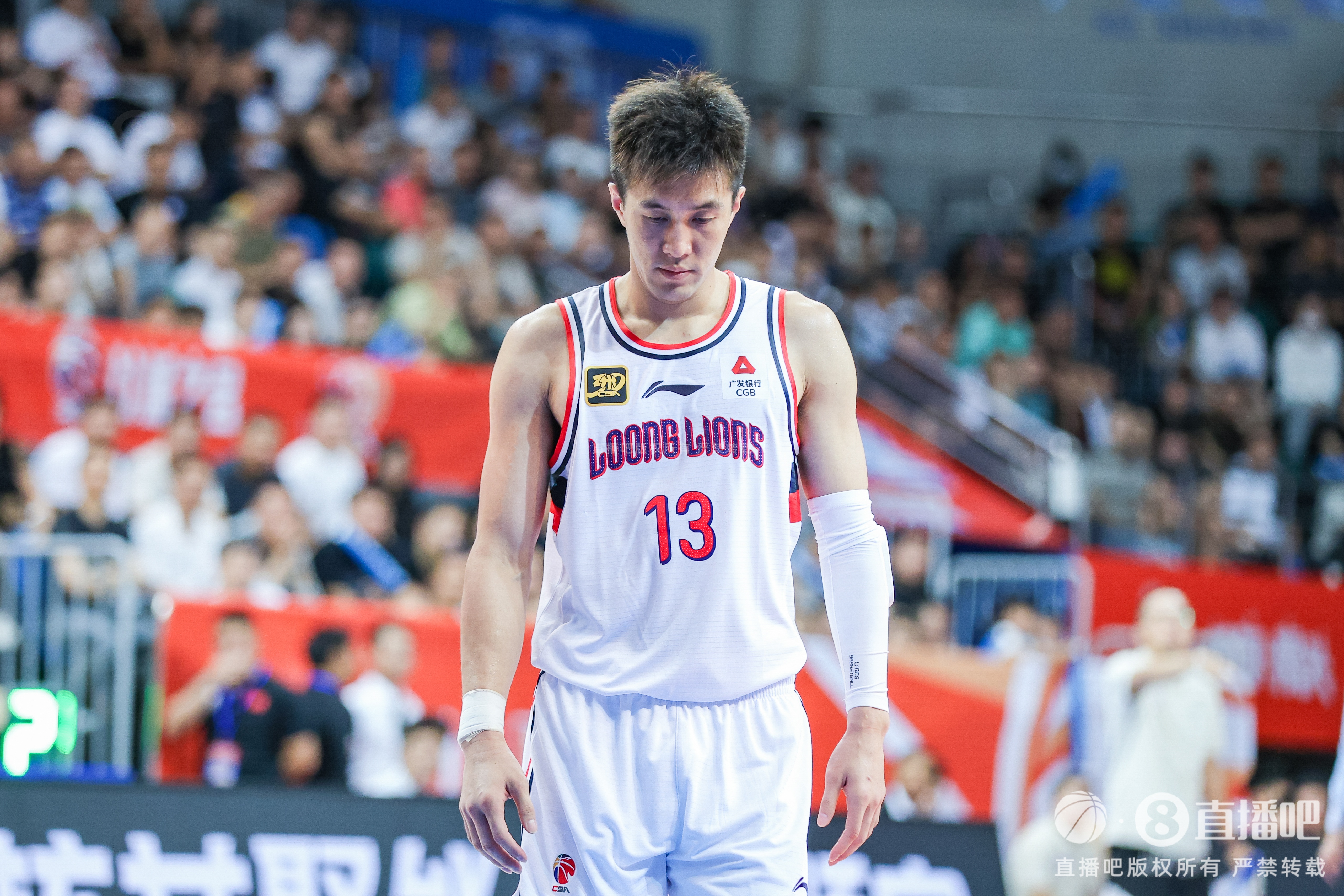 媒体人：艾伦是重度网民&早已知悉报道 推测确有其事但细节有出入